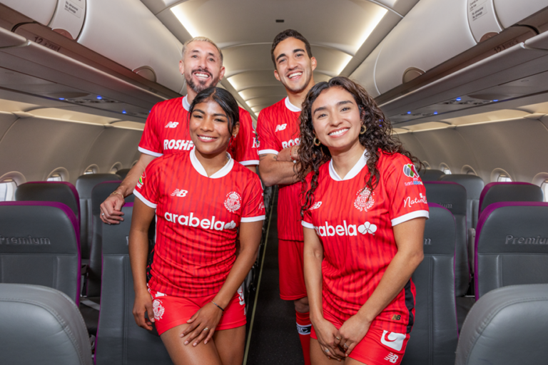 ¡Diablos a volar! Volaris y Deportivo Toluca entablan alianza estratégica
