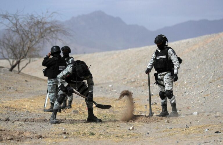 Guardia Nacional realiza excavaciones en frontera con EU en busca de túneles clandestinos