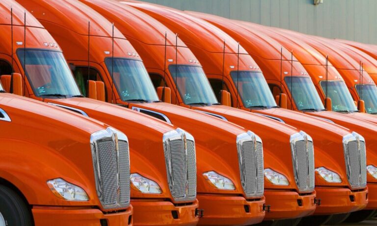 ¿Cuánto aporta el transporte de carga a la economía mexicana?