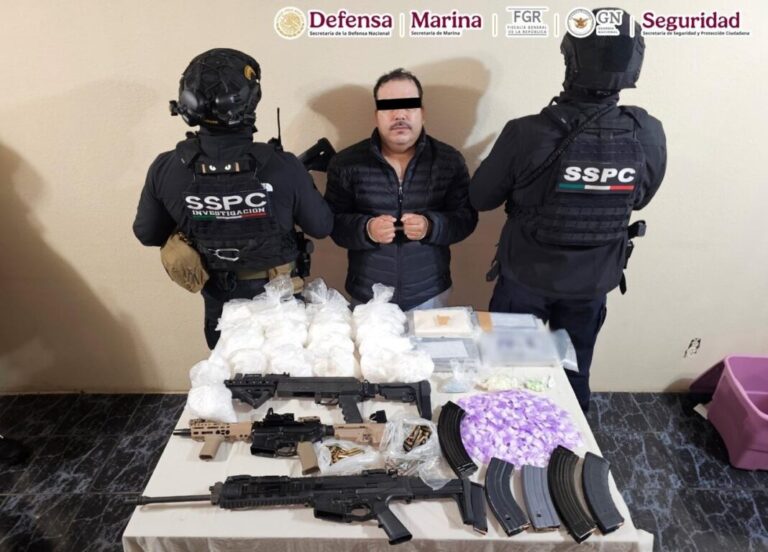 Detienen en Baja California a generador de violencia con drogas y armas