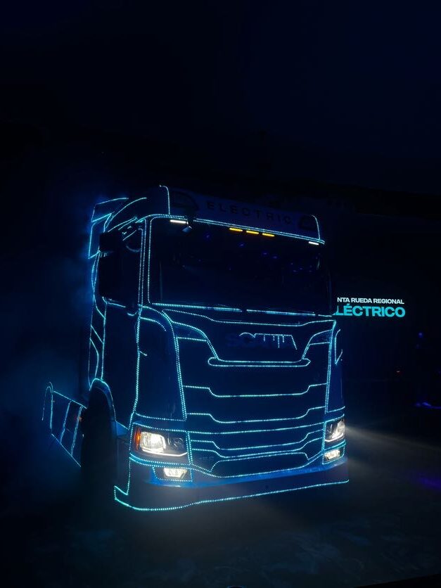Scania lanzó en México su primer camión eléctrico / Por Diana Domínguez