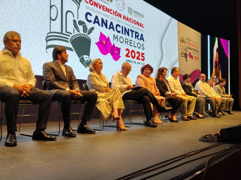 Miles de pequeños empresarios se organizan y forman el G32; Canacintra y Concanaco encabezan el esfuerzo