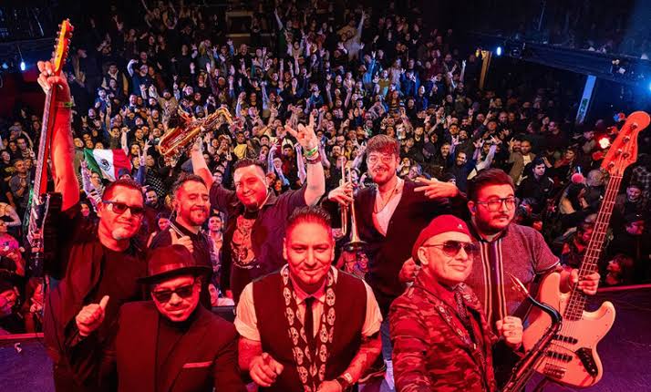 Celebra Inspector 30 años de carrera con histórico concierto