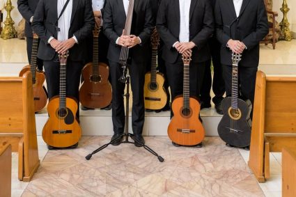 20110908-Made-in-rondalla-425x283-1