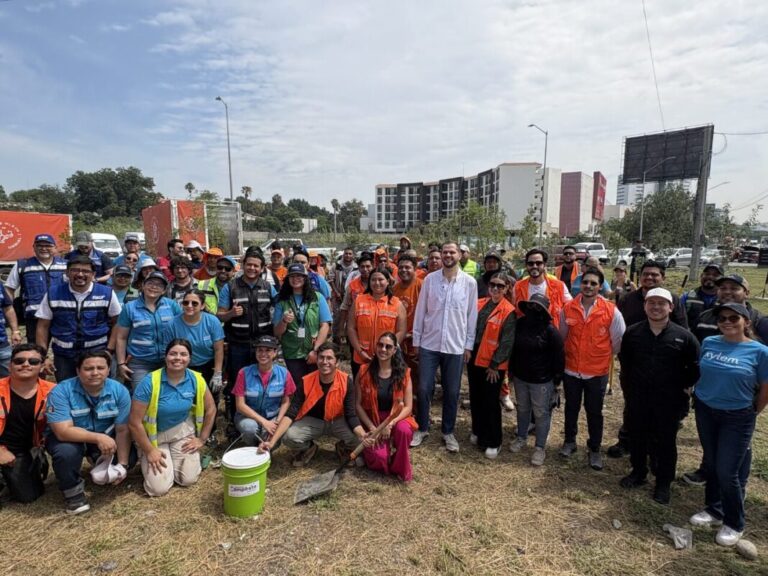 En Nuevo León, siembran bosque de bolsillo en Día Mundial del Medio Ambiente