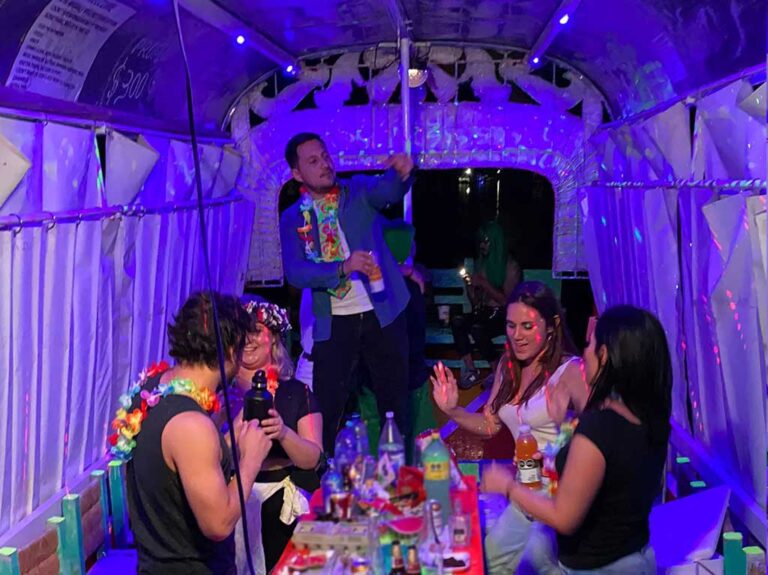 Prohibidas las fiestas nocturnas en trajineras de Xochimilco: CDMX