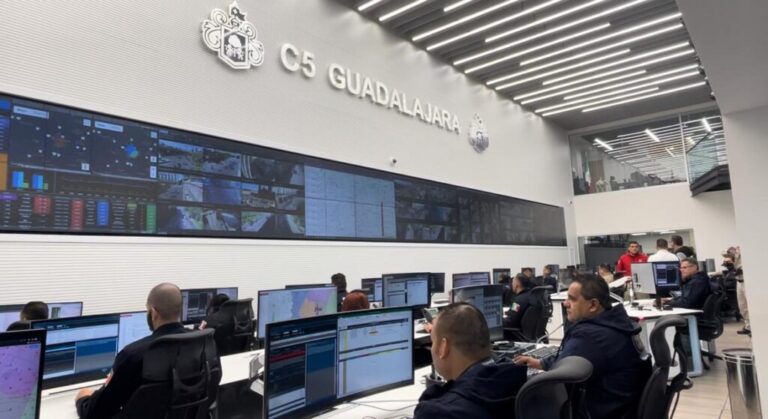 Capacita C5 Escudo Jalisco a operadores en Primeros Auxilios Psicológicos para fortalecer la atención del 911