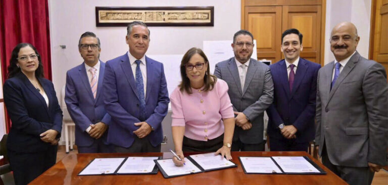 Veracruz y Colegio de Notarios firman convenio para promover el Mes del Testamento