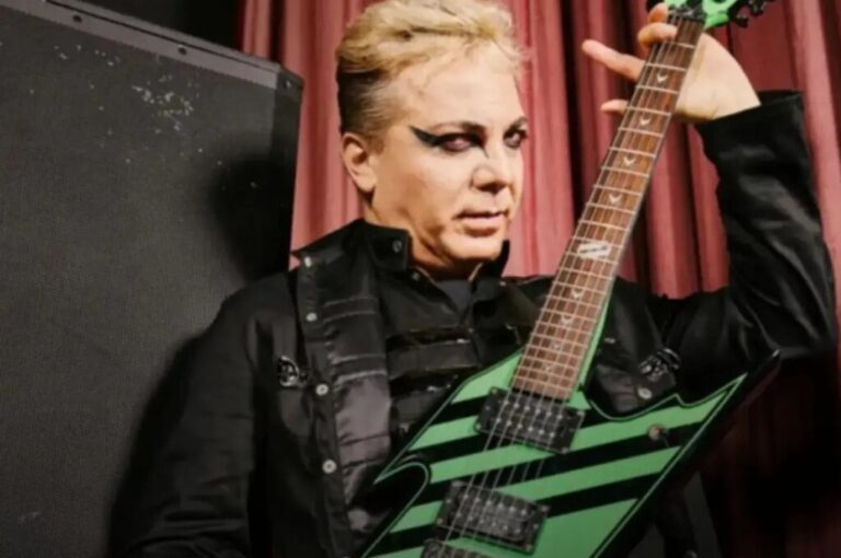 El lado metalero del cantante mexicano Cristian Castro vuelve con rock prehispánico