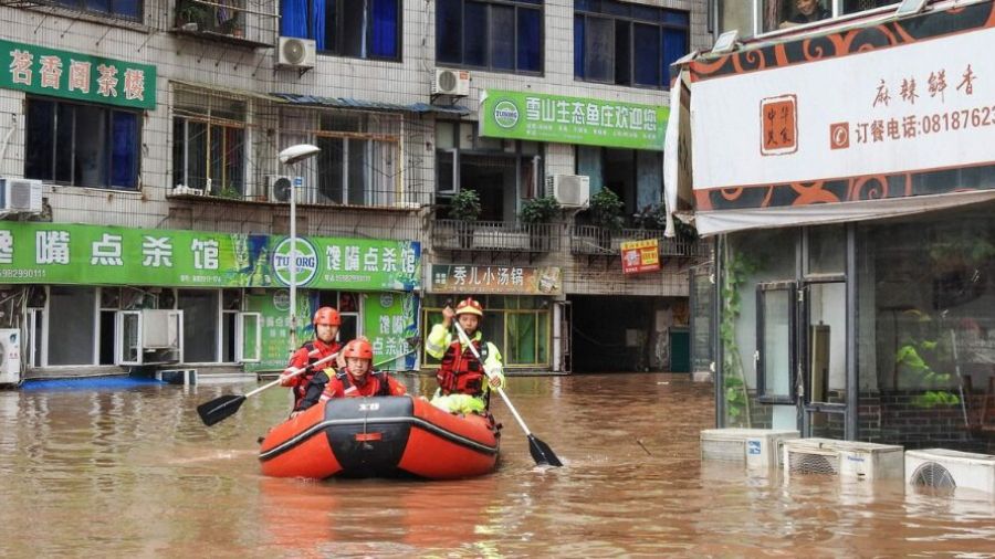 mas-de-120000-evacuados-por-fuertes-lluvias-en-el-centro-de-china-65965