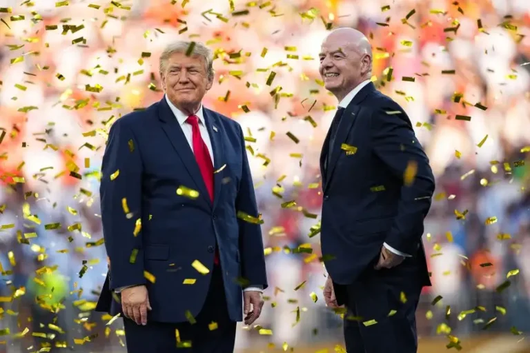 Trump expresa su apoyo a Infantino mientras continúa la crisis en la FIFA